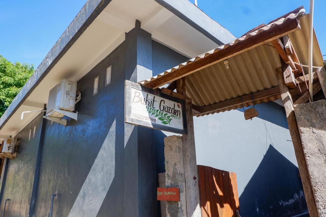 Bukit Garden Gili Trawangan Bed & Breakfast エクステリア 写真